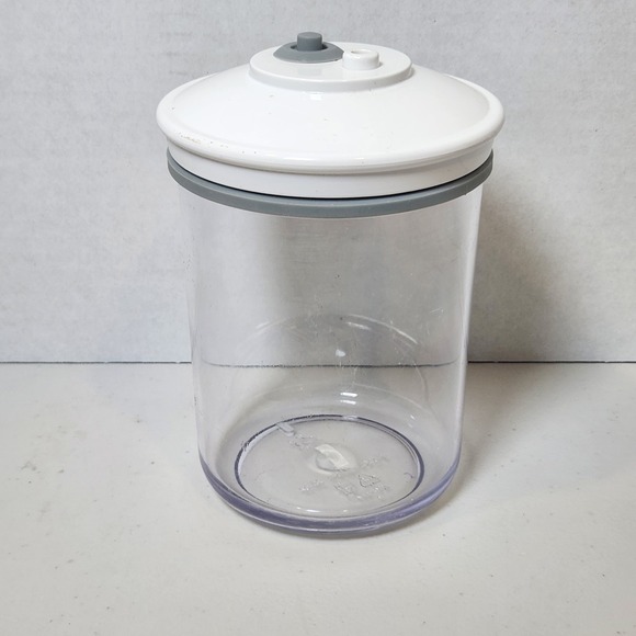 FoodSaver Snail Vacuum Seal Storage Container W/Lid BPA Free 25oz 4"d x 5-7/8"h - Picture 1 of 4
